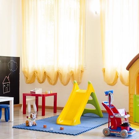 Welcome Residence Per Famiglie Rimini Exterior photo